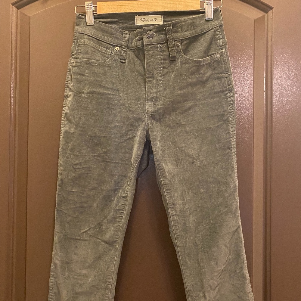 10" High-Rise Skinny Jeans: Corduroy Edition